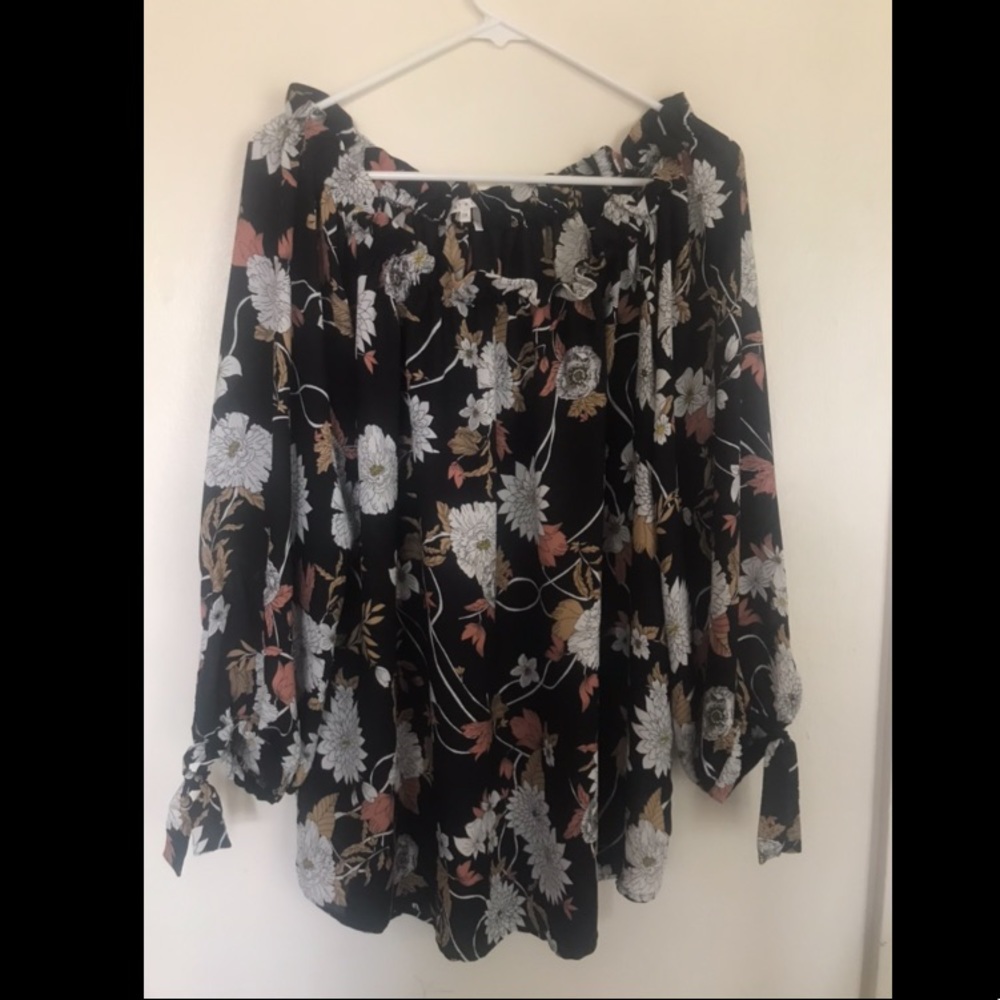 Off the shoulder floral shirt